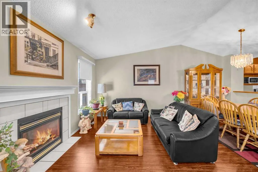 65 Tararidge Circle NE