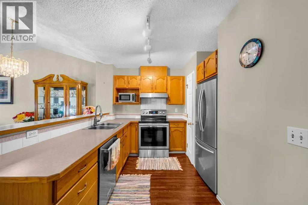 65 Tararidge Circle NE