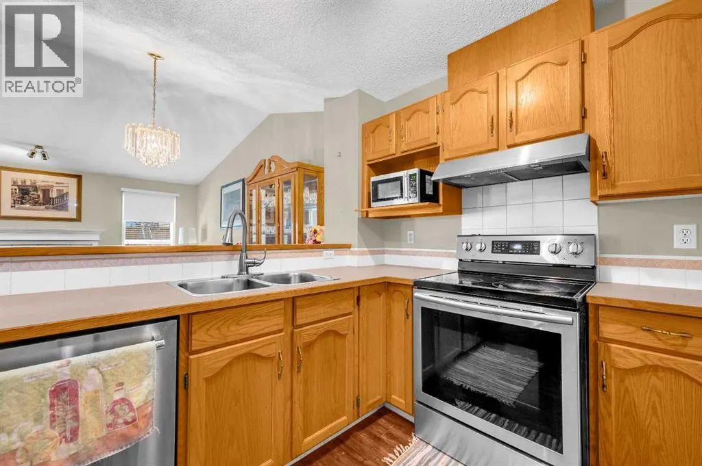 65 Tararidge Circle NE