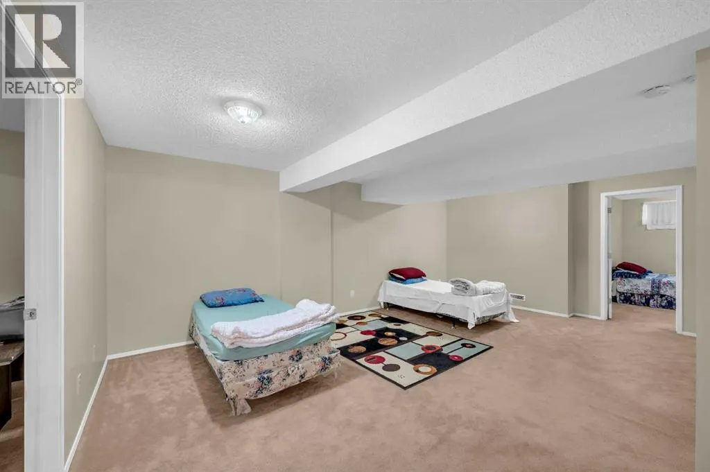 65 Tararidge Circle NE