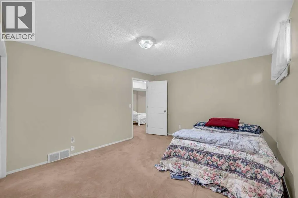 65 Tararidge Circle NE