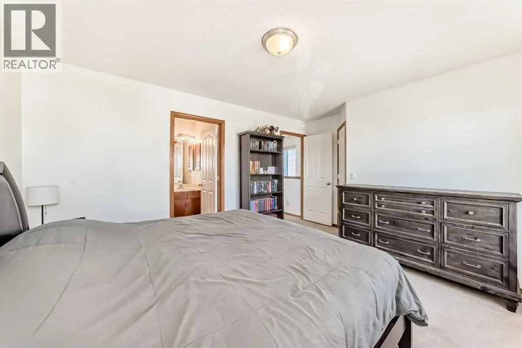201 Cranberry Square SE