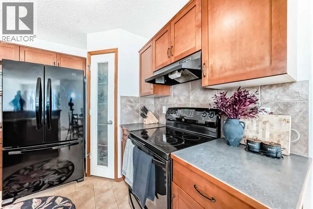 201 Cranberry Square SE