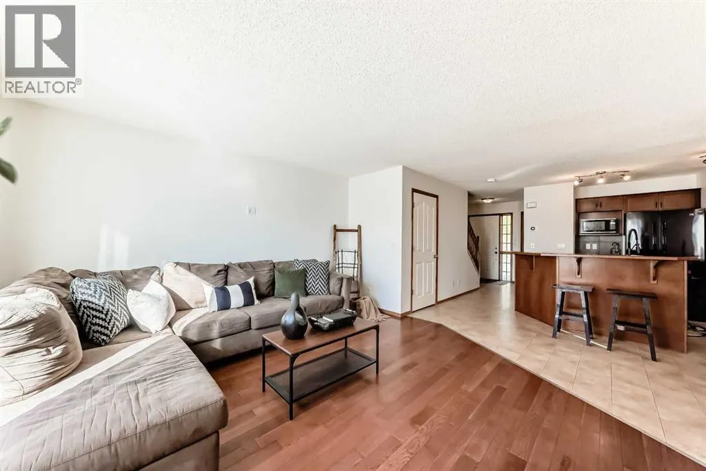 201 Cranberry Square SE