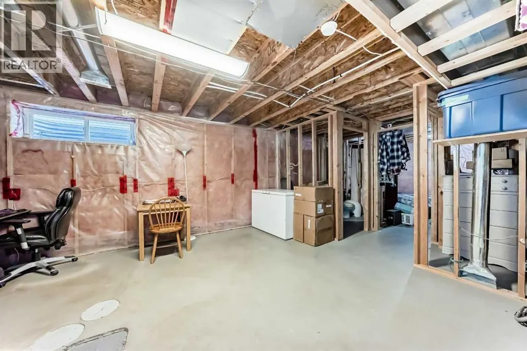 201 Cranberry Square SE