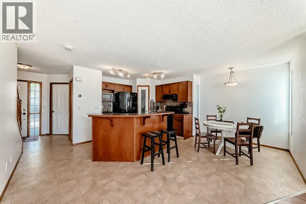201 Cranberry Square SE