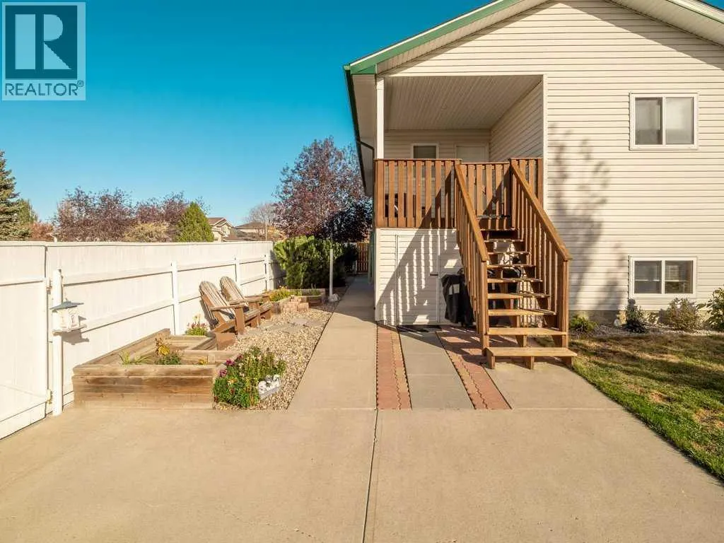 159 Cougar Crescent N