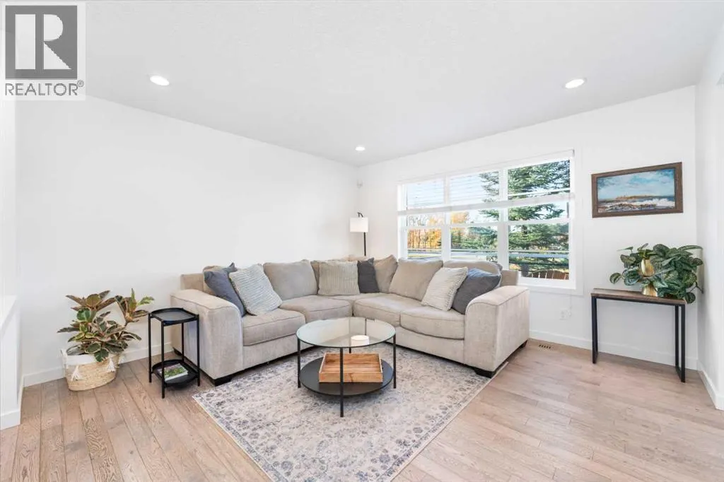 497 Walden Drive SE