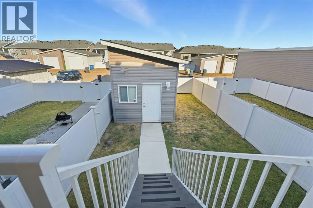 48 Evergreen Way