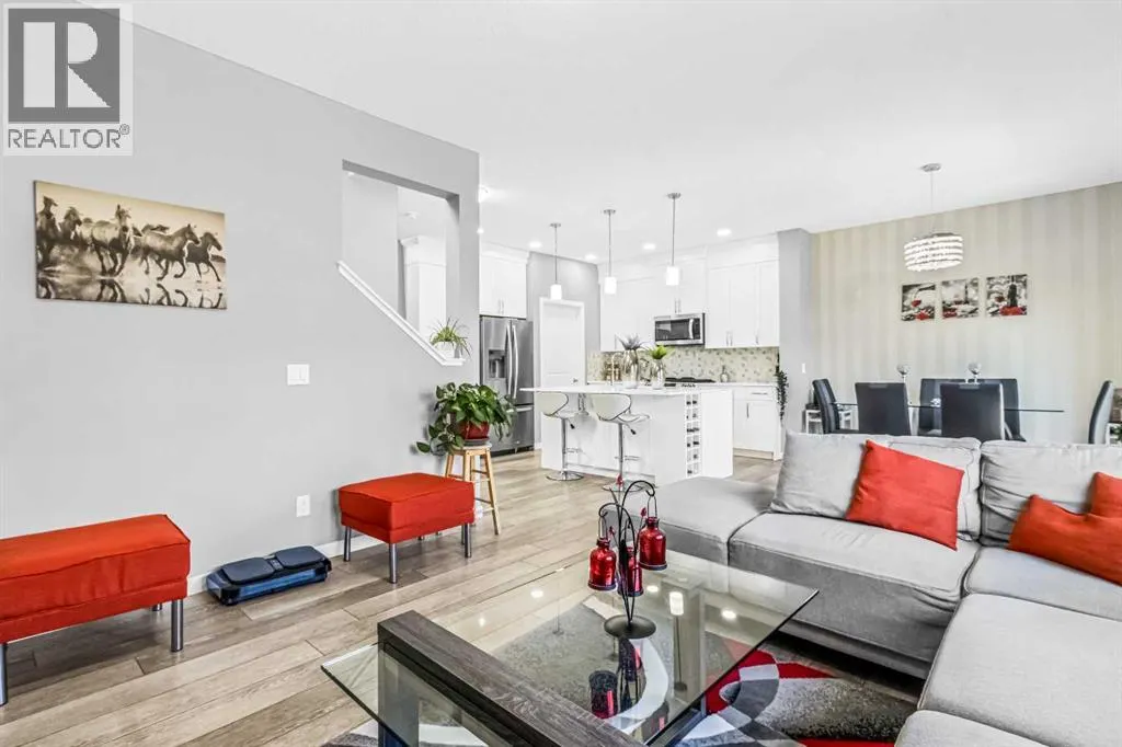 1036 Chinook Gate Heath SW