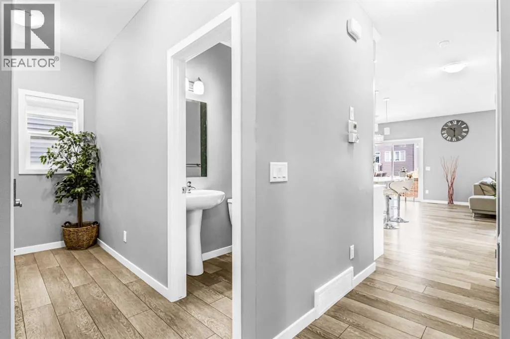 1036 Chinook Gate Heath SW