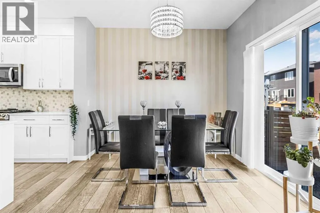 1036 Chinook Gate Heath SW