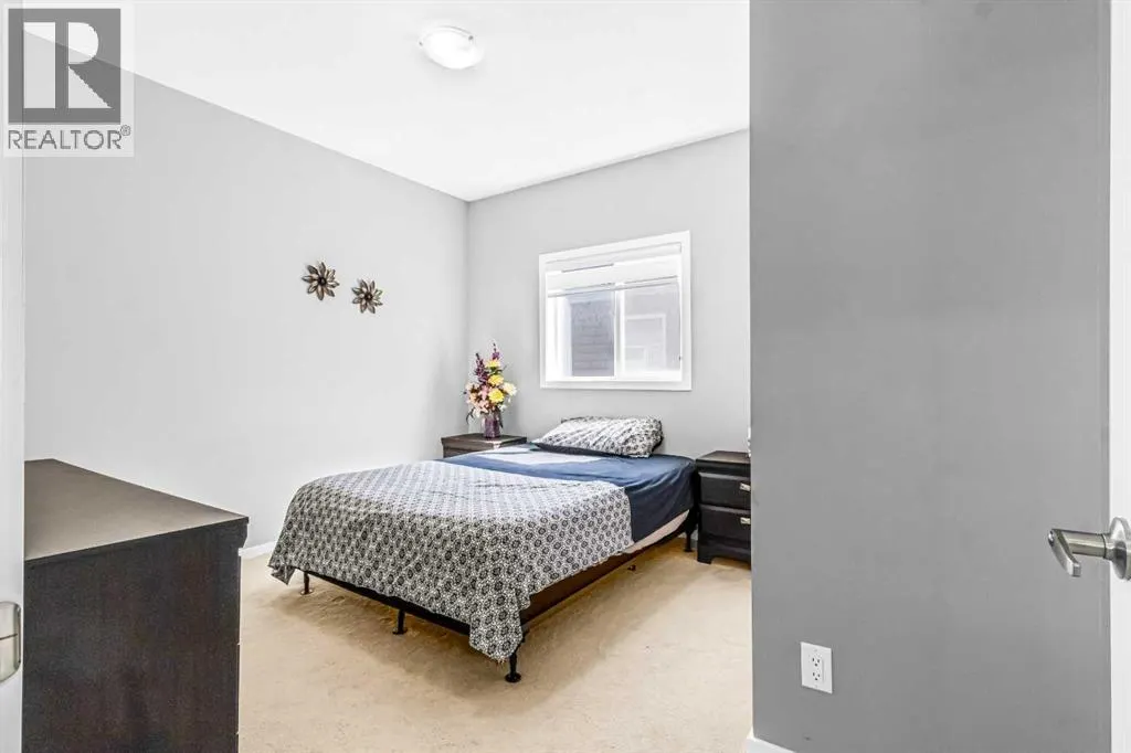 1036 Chinook Gate Heath SW