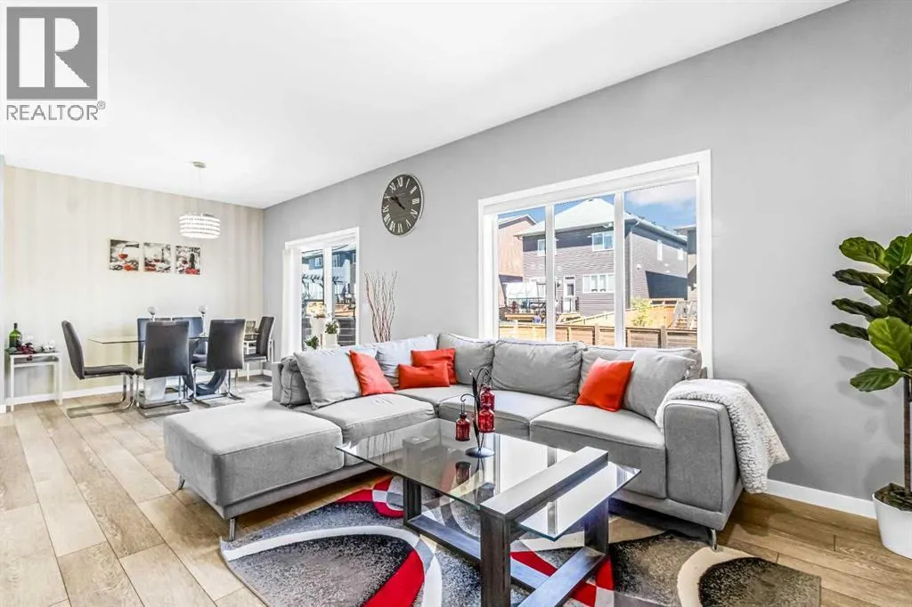 1036 Chinook Gate Heath SW