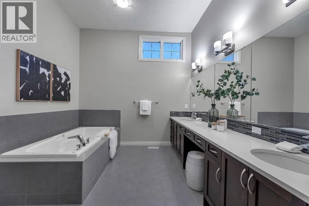 50 Masters Avenue SE