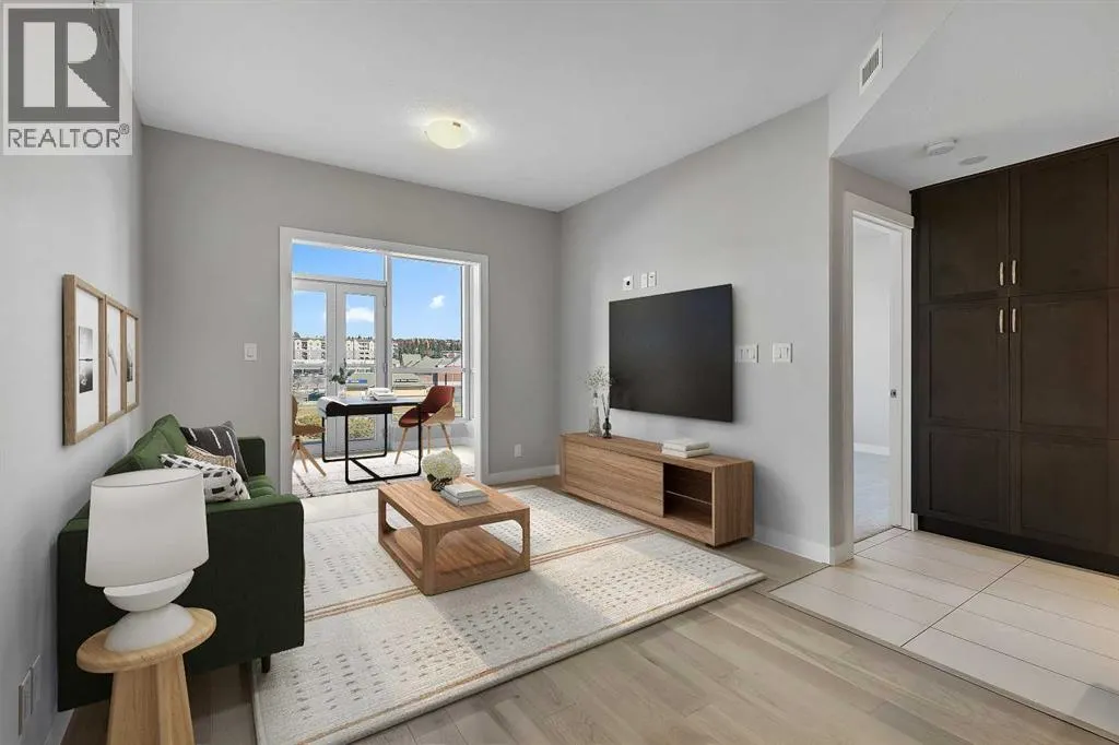 501, 24 Varsity Estates Circle NW