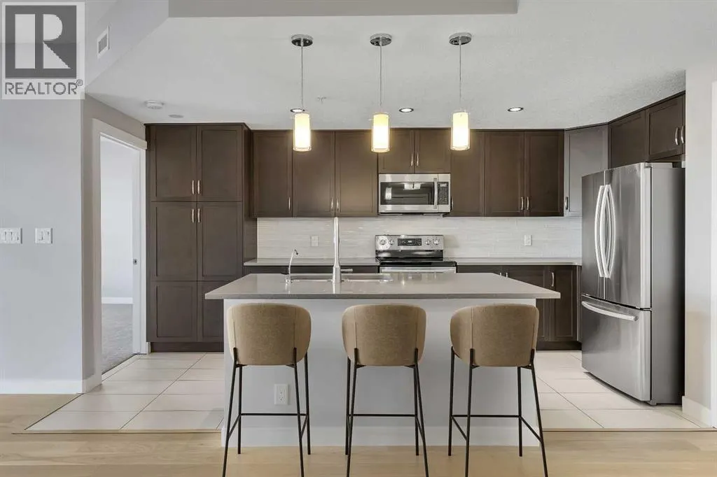 501, 24 Varsity Estates Circle NW