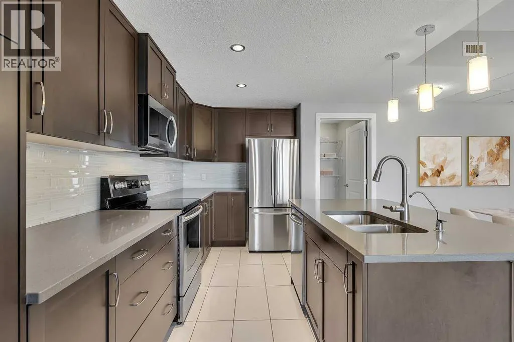 501, 24 Varsity Estates Circle NW