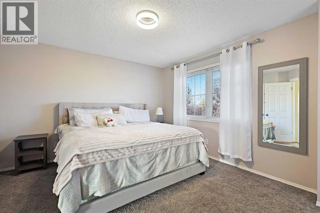 23 Inverness Gardens SE