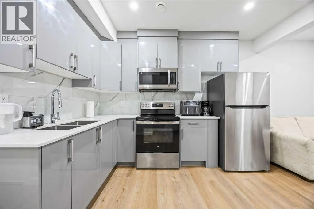 288 Cornerbrook Drive NE
