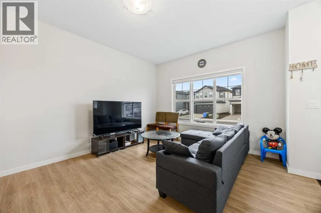 288 Cornerbrook Drive NE