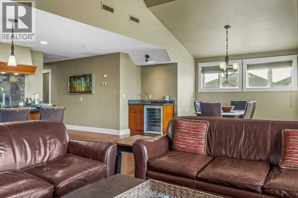 402 D,E,F, 191 Kananaskis Way