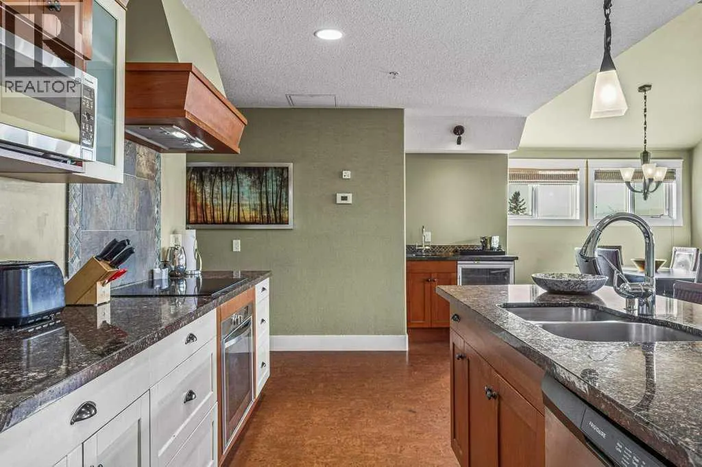 402 D,E,F, 191 Kananaskis Way