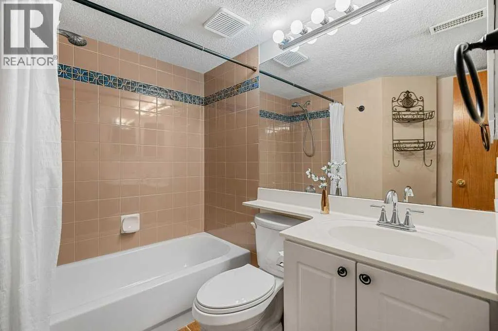 116 Sunlake Gardens SE
