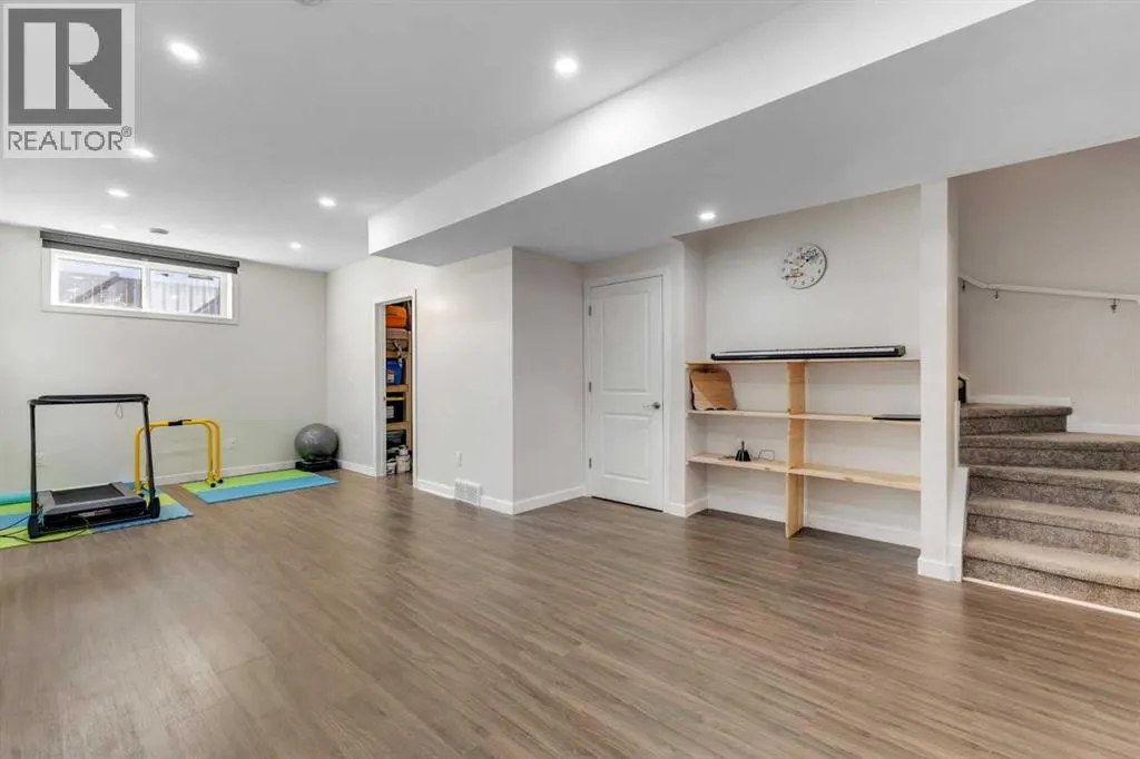 231 Lavender Manor SE