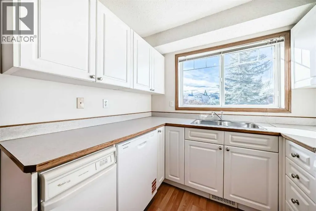 306, 11 Somervale View SW