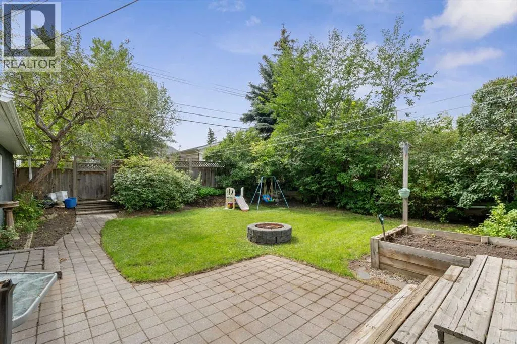 439 Hendon Drive NW