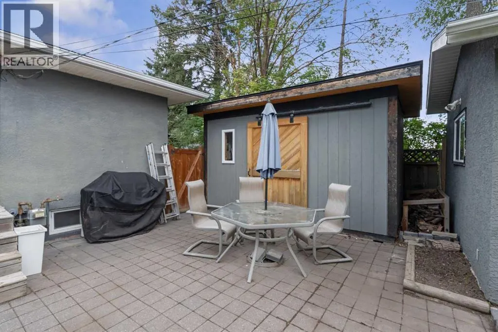 439 Hendon Drive NW