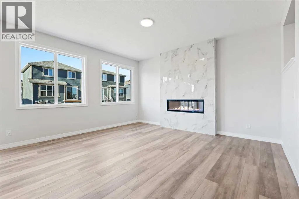 368 Magnolia Crescent SE