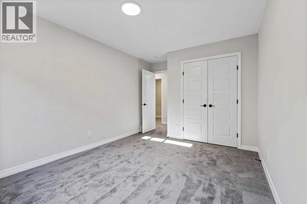 368 Magnolia Crescent SE