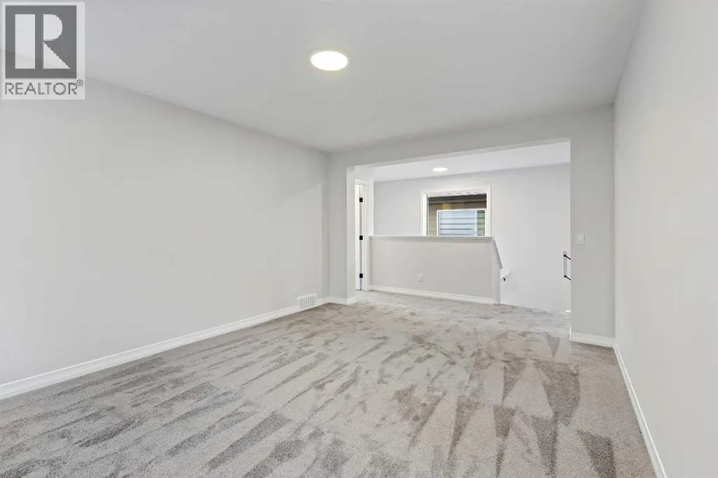 368 Magnolia Crescent SE