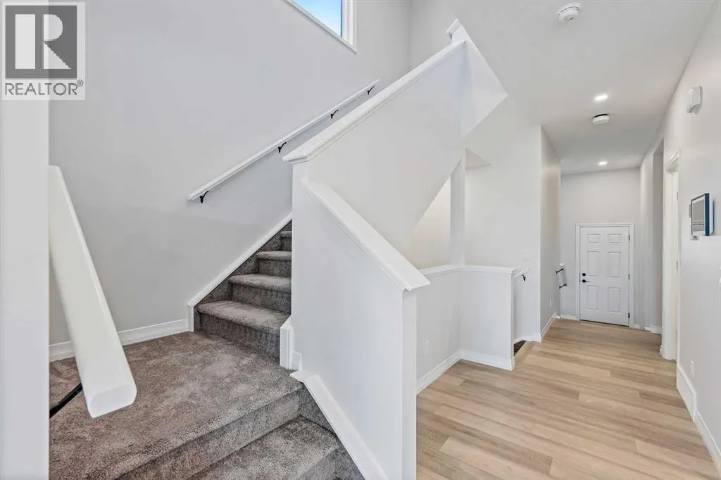 368 Magnolia Crescent SE
