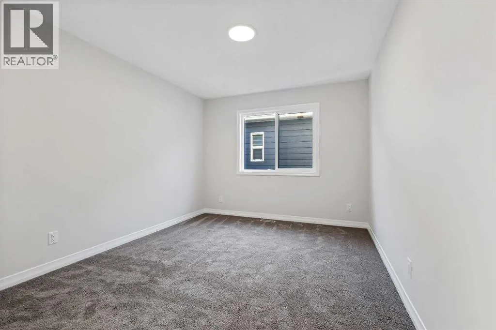 368 Magnolia Crescent SE