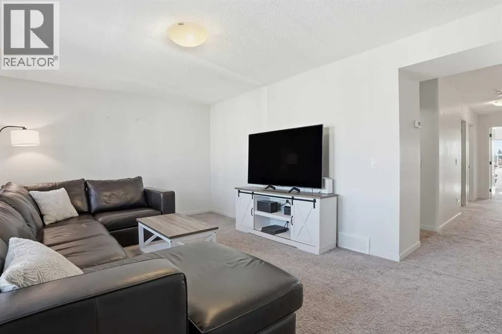 1925 Reunion Terrace NW