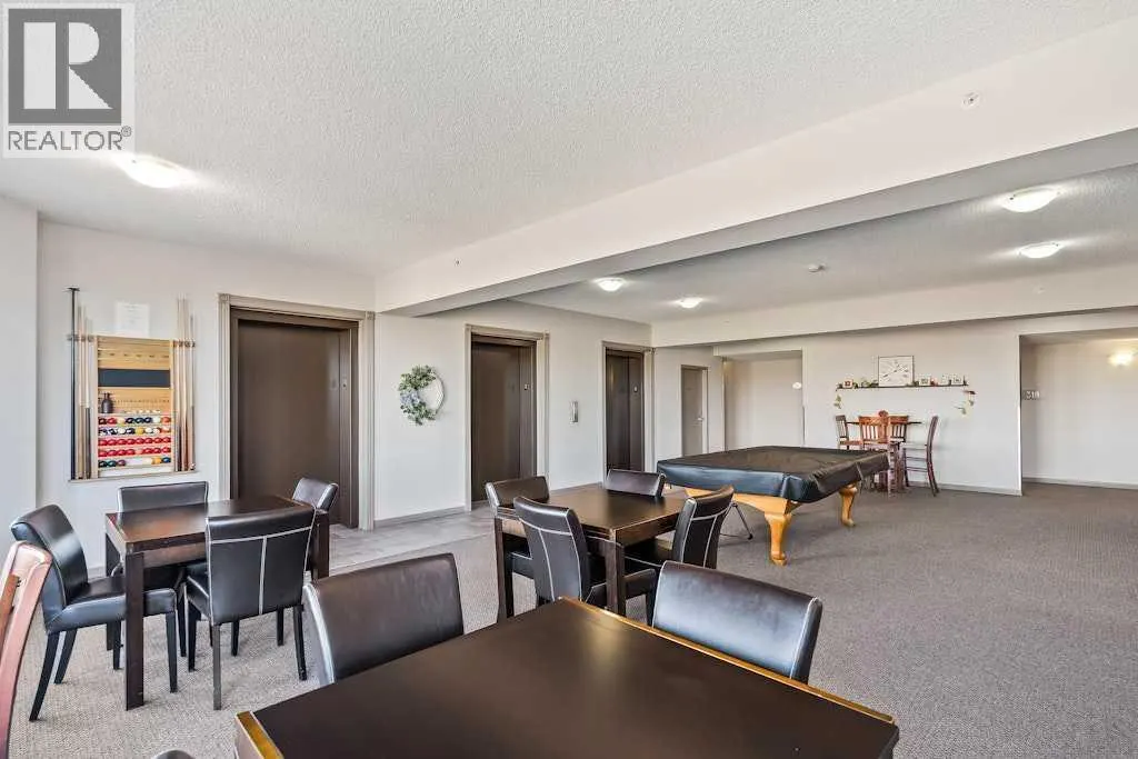 300, 1 Crystal Green Lane