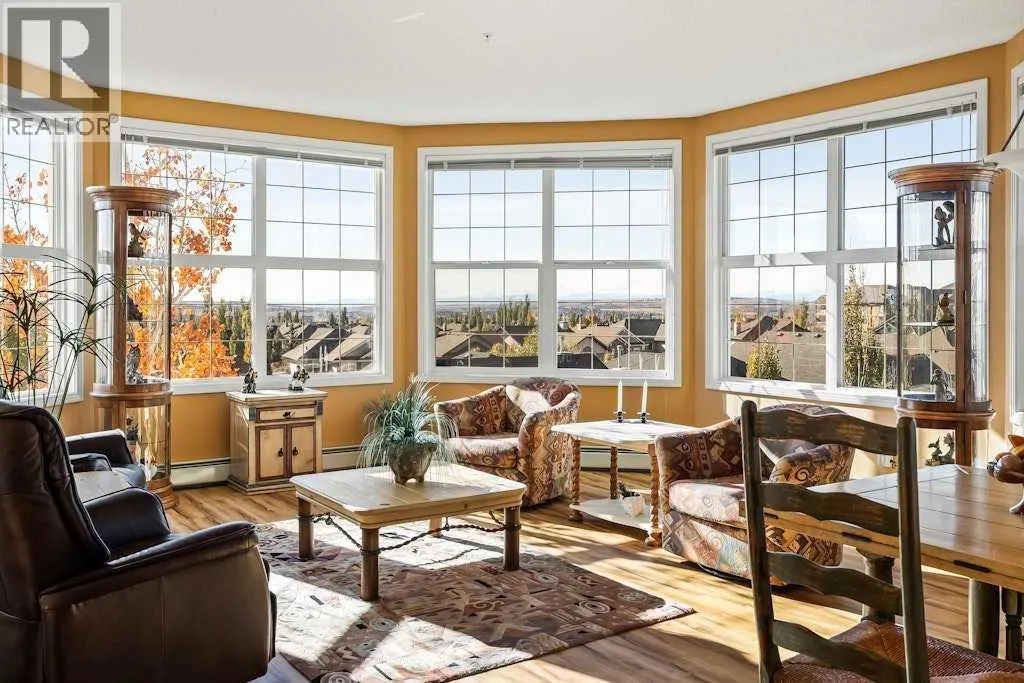 300, 1 Crystal Green Lane