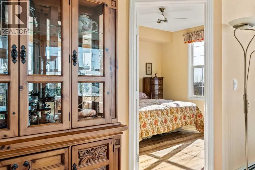 300, 1 Crystal Green Lane