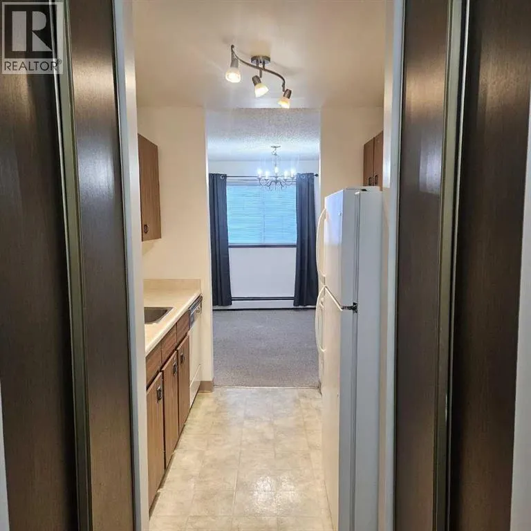 102, 1221B Westhaven Drive