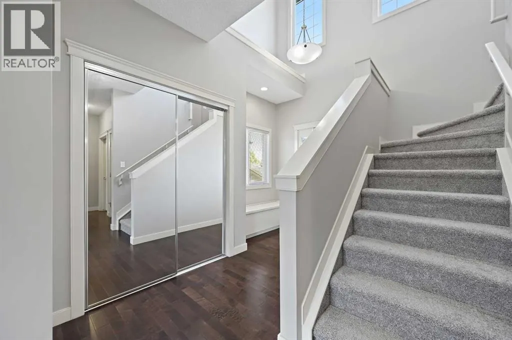 229 Bridlerange Place SW