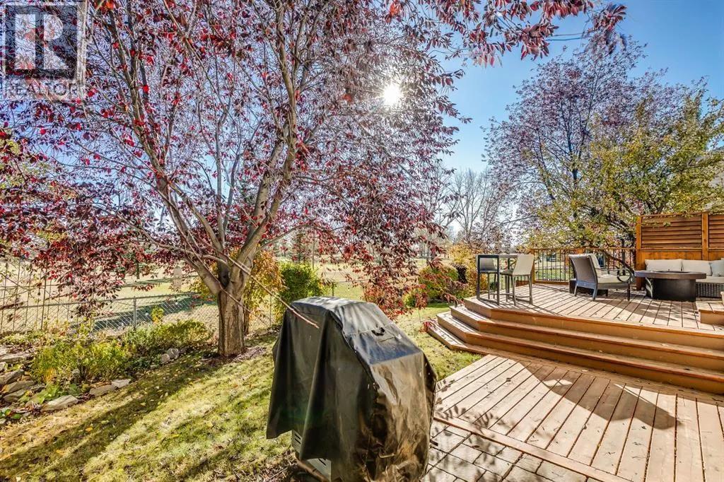 720 Woodside Drive NW