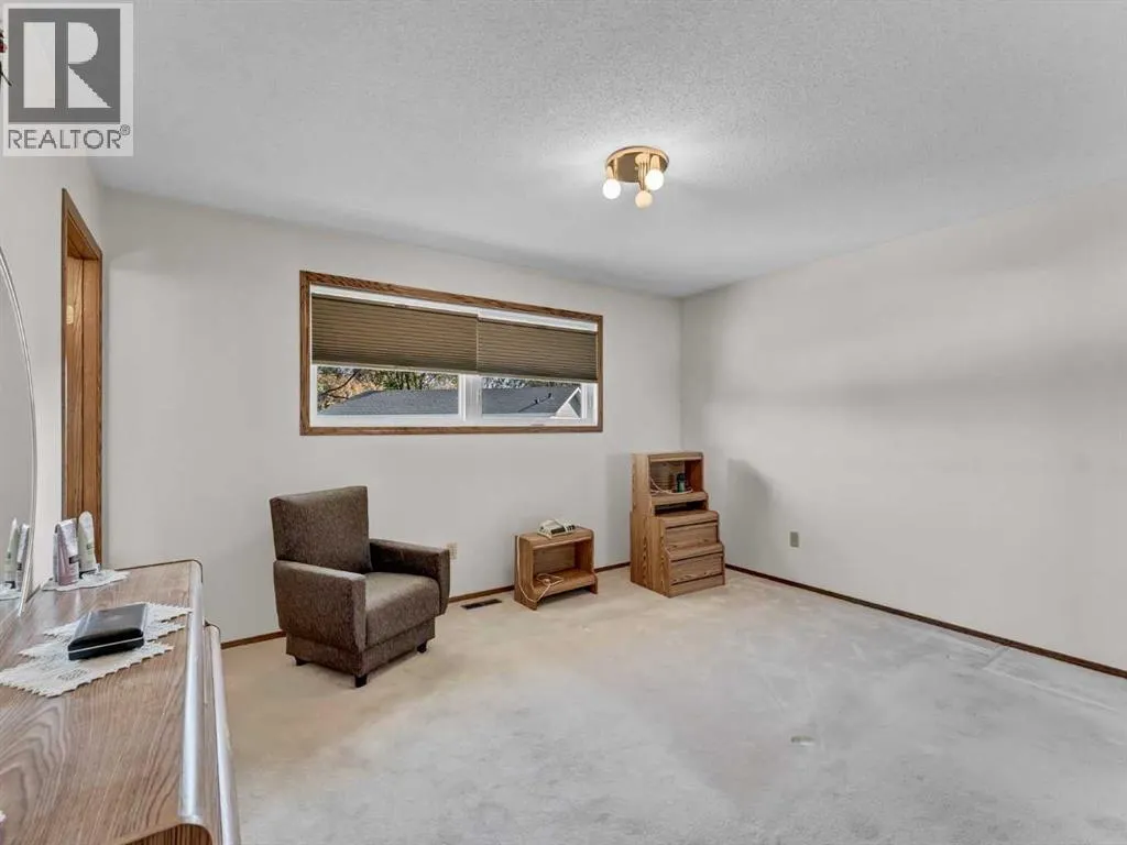 20 Eastbrook Way E