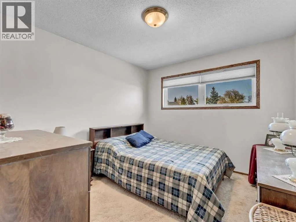 20 Eastbrook Way E