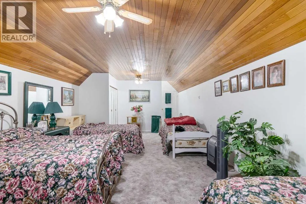 3 Rustic Road