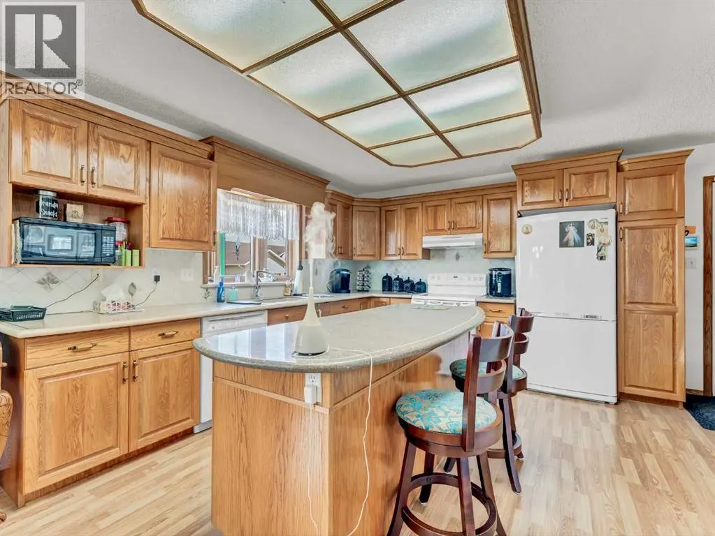 27 Turner Drive SE