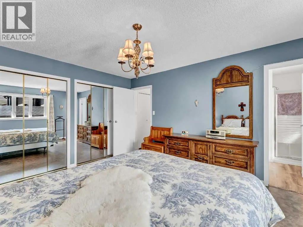 27 Turner Drive SE