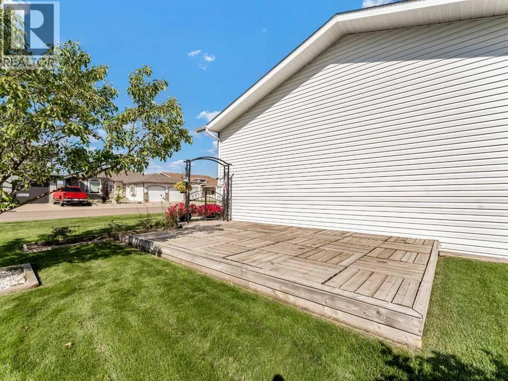 27 Turner Drive SE